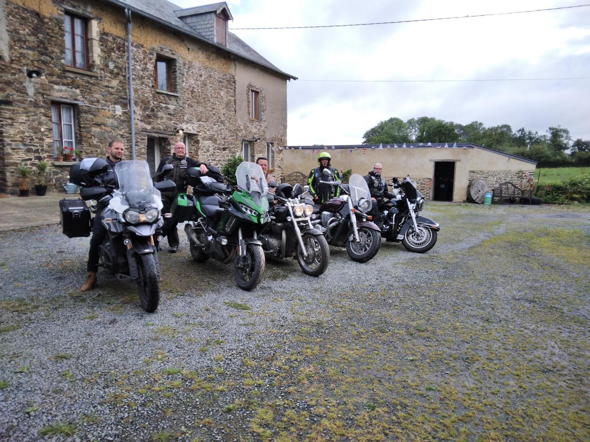 Bed and Breakfast La Petite Houssaye Villiers-Fossard Exterior foto